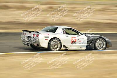 media/Jan-26-2025-CalClub SCCA (Sun) [[cfcea7df88]]/Group 3/Race/